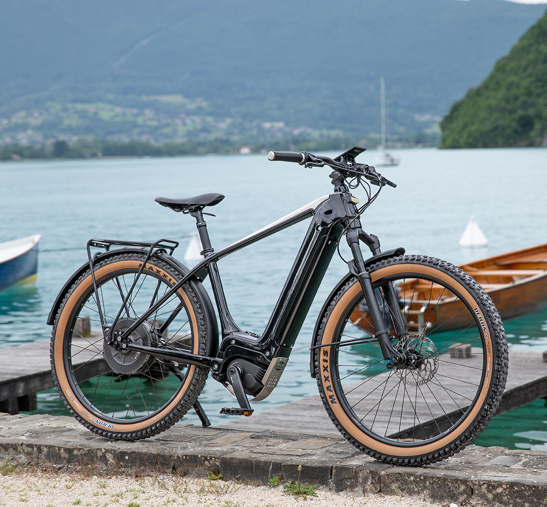 Heritage Style Touring vélo électrique urbain sans chaîne à Talloires au bord du lac